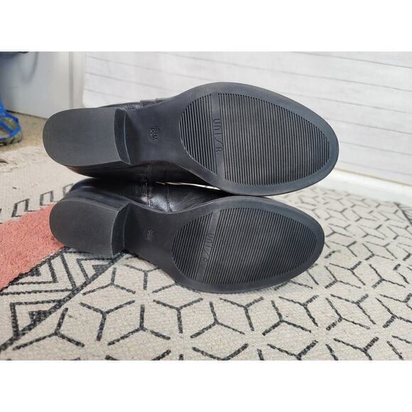 UNISA PHILLIPPA BLACK ANKLE BOOTIES W SIDE BUCKLE DETAILS, SZ 8.5 - Picture 16 of 16